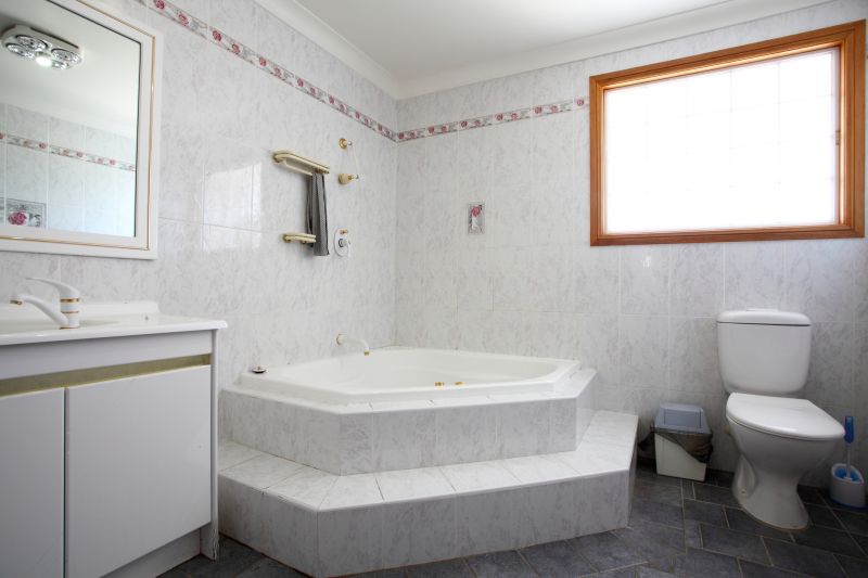 Cost of Bathtub Installation in Los Osos, CA